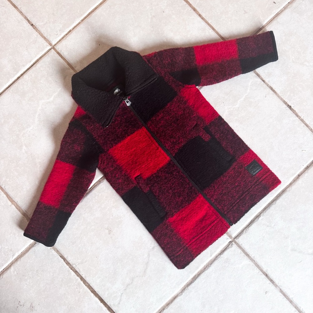 Roots 🇨🇦 • Wool Coat